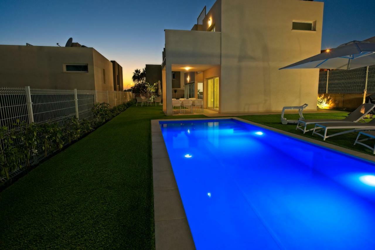 Villa Paradise 帕莱索海滩 外观 照片